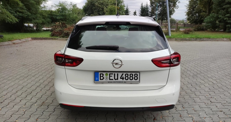 Opel Insignia cena 44900 przebieg: 227000, rok produkcji 2018 z Praszka małe 667